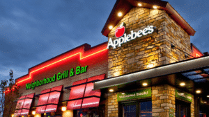 exterior image of Applebees in the evening